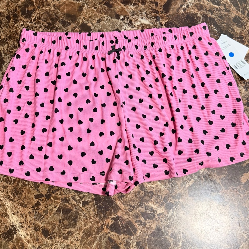 Just Be Pink Heart Pattern Women's Pajama Shorts